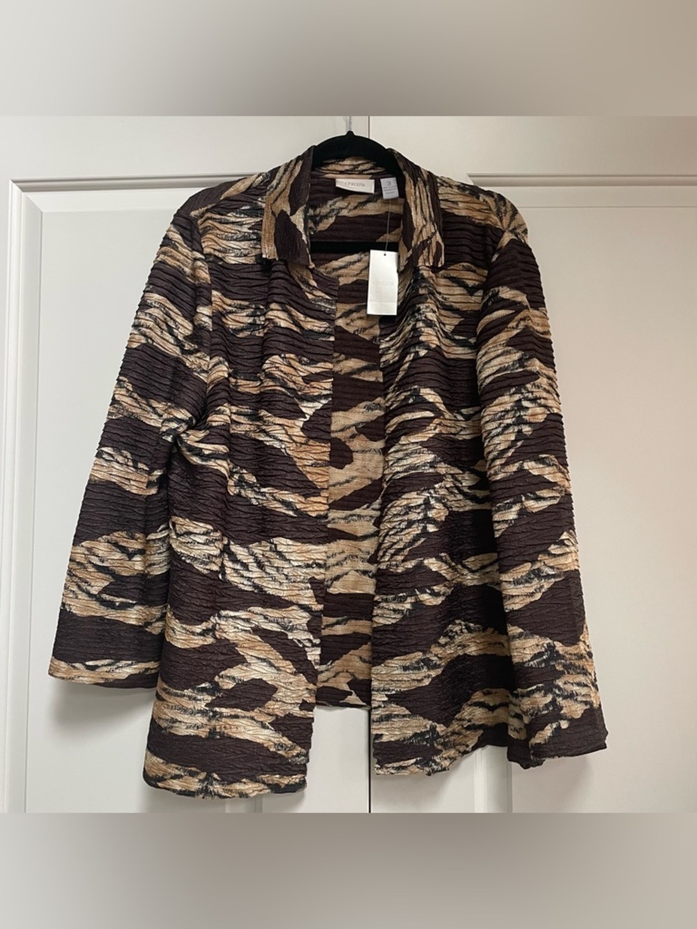 NWT Chico’s Tula Scrunchy Animal Print 3/4 Sleeve Travel Lightweight Jacket Work